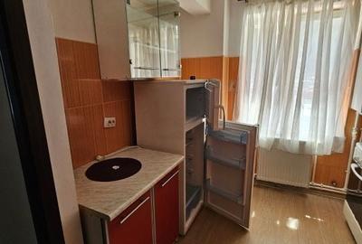 Apartament cu 2 camere decomandat în Sarafinești - 5