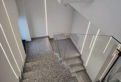 Spatiu birouri sau activitati conexe 48mp utili - 2