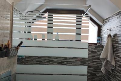 Casă cu 4 camere cu Teren 569 Mp în Zăvoi - 3