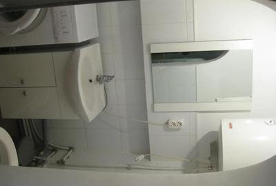 Garsonieră decomandată în Unirii - 1