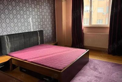Apartament trei camere in Raul Doamnei bloc din 2010 - 9