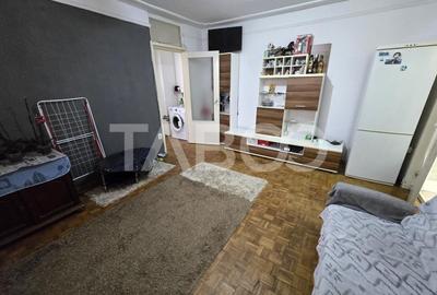 Apartament 2 camere de vanzare etaj intermediar 2 balcon Rahovei Sibiu - 2