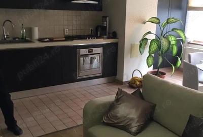 Apartament cu 3 camere decomandat în Central - 4