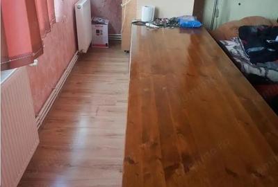 Apartament cu 2 camere semidecomandat în Torontalului