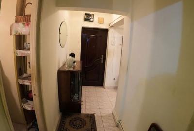 Apartament cu 3 camere decomandat în Uiești - 12