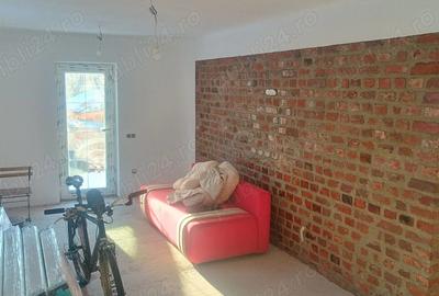 Spațiu comercial, de 28 mp, în 1 Mai - 2