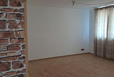 Casă individuală cu 4 camere cu Canalizare în Frumușani - 12