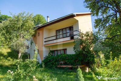 Casă cu 7 camere cu Teren 1200 Mp în Năsăud - 6