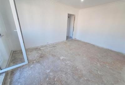 Apartament cu 2 camere semidecomandat în 9 Mai - 2