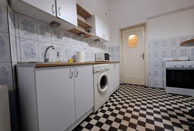 Apartament cu 3 camere în Central - 1