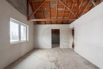 Casa in Com. Cateasca, Sat Sili?tea - Comision 0 - 3