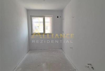 Apartament cu 3 camere decomandat în Apărătorii Patriei - 5