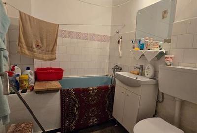 Apartament cu 3 camere semidecomandat în Podu Roș - 4