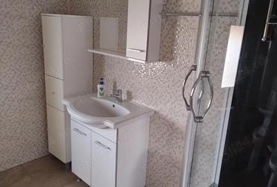 Casă cu Teren 1962 Mp în Cataloi - 2