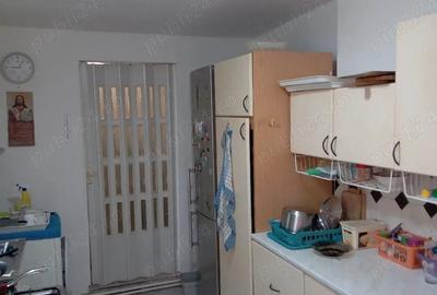 Casă cu 3 camere în Mihai Bravu - 4