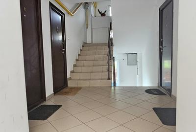 Garsonieră decomandată în Titan - 9