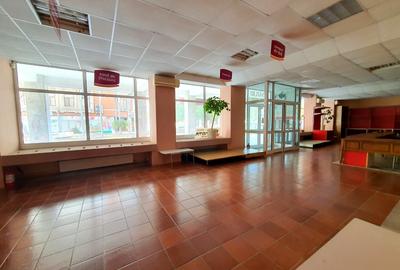 Spațiu comercial, de 230 mp, în Ultracentral - 4