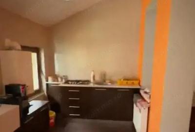 Casă cu 8 camere cu Teren 502 Mp în Central - 5