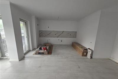 Apartament cu 4 camere semidecomandat în Florești - 2