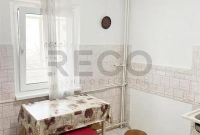 Apartament cu 3 camere decomandat în Decebal - 9
