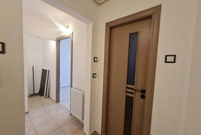 Apartament decomandat si renovat complet, Cartierul Bartolomeu, Brasov - 3