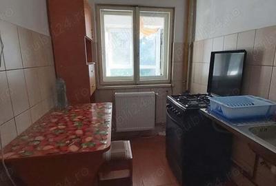 Inchiriez garsoniera decomandata in Zona Nord, Rm Valcea. - 3