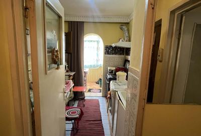 Apartament cu 2 camere decomandat în Canta - 10