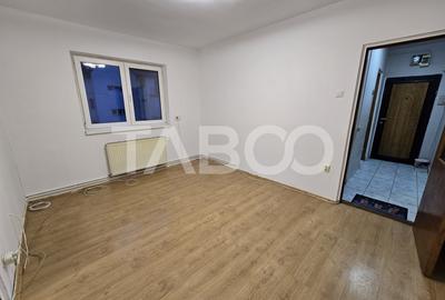 Apartament cu 2 camere nedecomandat, mobilat în Mihai Viteazul - 2