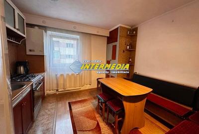 Vanzare Apartament 2 camere CETATE PIATA cu Bucatarie mare si balcon finisat mobilat complet Alba Vanzare Apartament 2 camere CETATE PIATA cu Bucatarie mare si balcon finisat mobilat complet Alba - 4