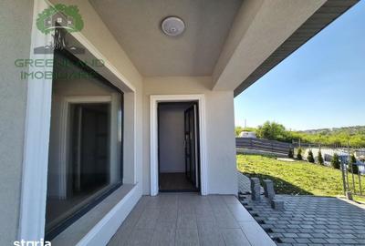 Casă cu 4 camere cu Teren 500 Mp în Miroslava - 1