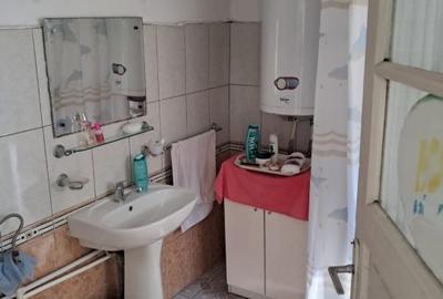 Casă individuală cu 5 camere cu Teren 663 Mp în Central - 10