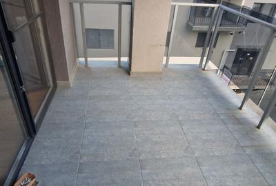 Casă cu 2 camere decomandat în Florești - 2