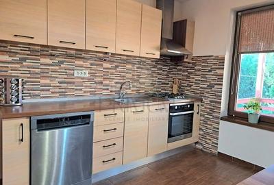 CASA INDIVIDUALA - BLASCOVICI - 4 CAM - P+1 - 3 BAI - CENTRALA - CURTE - PARCARE - 2