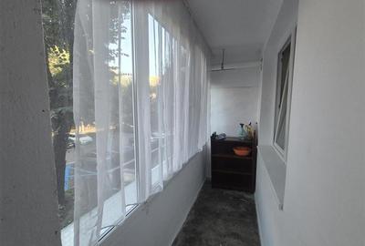 Apartament spatios 3 camere , etaj 1, Centrul Civic, B-dul Victoriei - 10