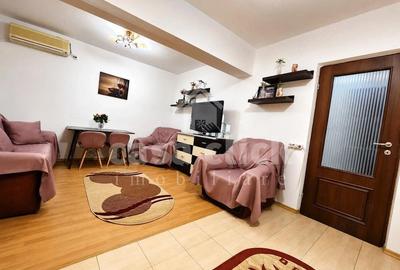 Apartament cu 2 camere decomandat în Micro 14 - 1