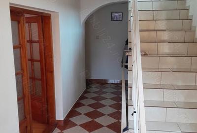 Casă cu 6 camere în Central - 6