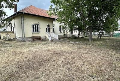 Casă cu Teren 1100 Mp în Central - 8