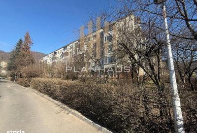 Apartament cu 3 camere, mobilat în Săsar