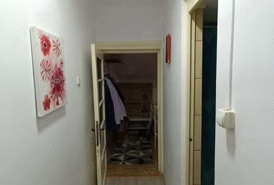 Apartament cu 3 camere decomandat în Câmpina - 9