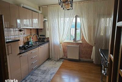 Apartament cu 3 camere decomandat în Central - 3