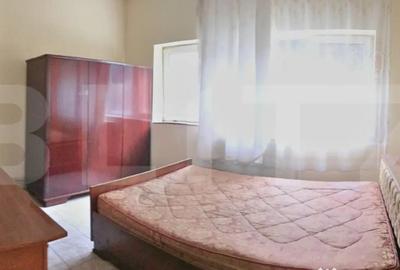 Casă cu 7 camere cu Teren 1023 Mp în Central - 2