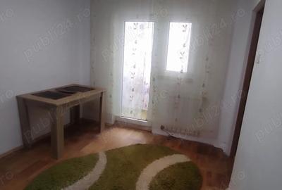 Inchiriez apartament doua camere - 2