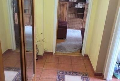 Apartament cu 3 camere decomandat, mobilat în Sebastian - 4