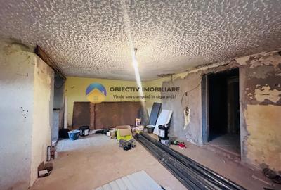 Casă individuală cu 4 camere cu Canalizare în Săvinești - 17