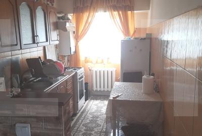 Apartament cu  3 camere, etaj 3, semidecomandat, 63 mp, zona Garii - 5