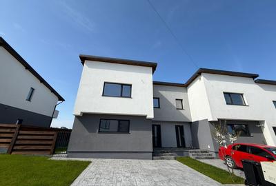 Casă cu 5 camere cu Canalizare în Popas Păcurari - 2