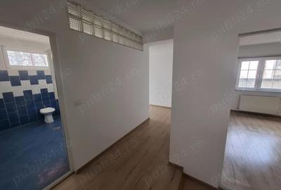 Spațiu comercial, de 130 mp, în Central - 1