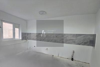 Apartament cu 2 camere semidecomandat în Tineretului - 2