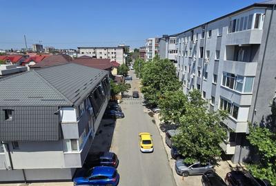 Apartament cu 2 camere semidecomandat, mobilat în Sud - 3