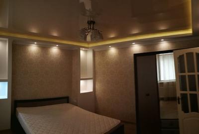 Apartament cu 2 camere decomandat în Girocului